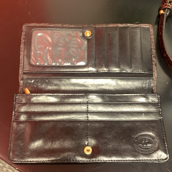 NWT Brahmin Vintage Olivia Rose Black Lady Tuscan & EUC coordinated wallet - Picture 12 of 14